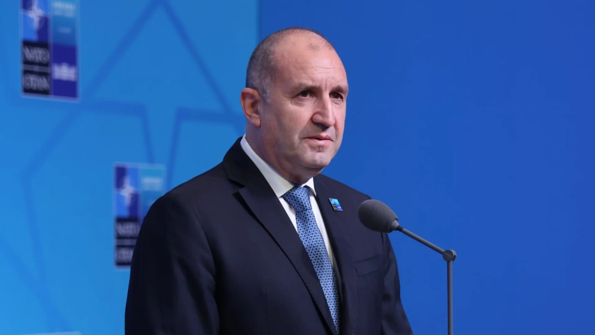 Тарикатлък и уроци от Тодор Живков: Премиерът отговори на Борисов за самолетите и модела