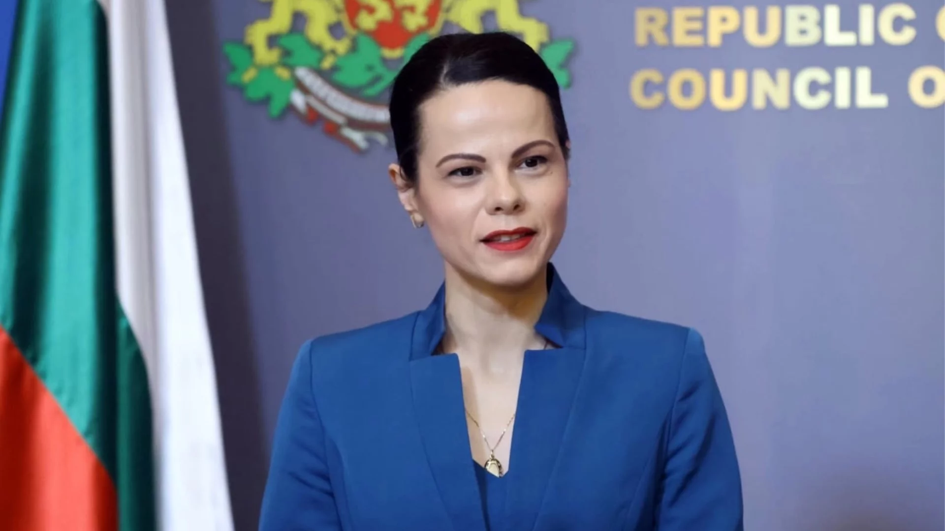 Здравният министър уволни зам.-министър и двама директори заради забавени застраховки на линейки