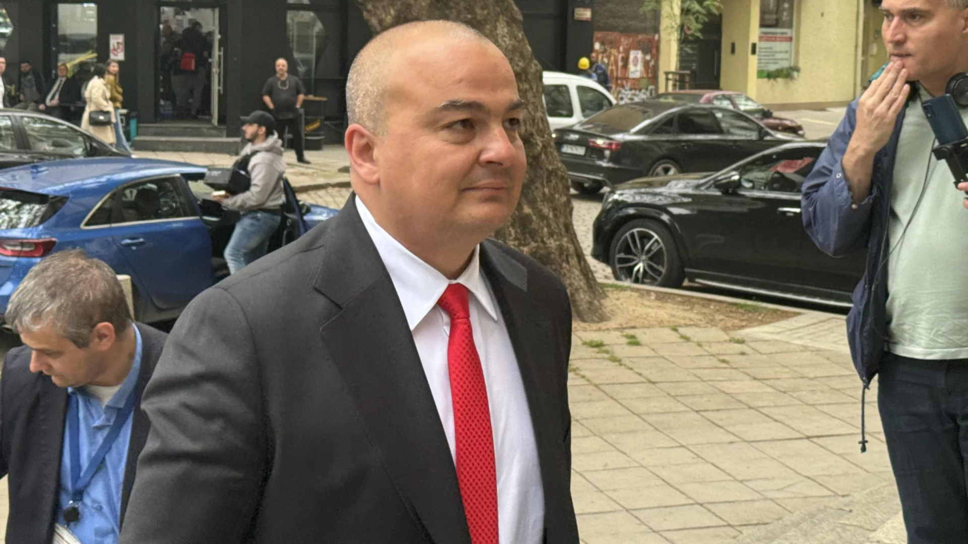 По-евтини български храни: Формулата според министър Пламен Абровски