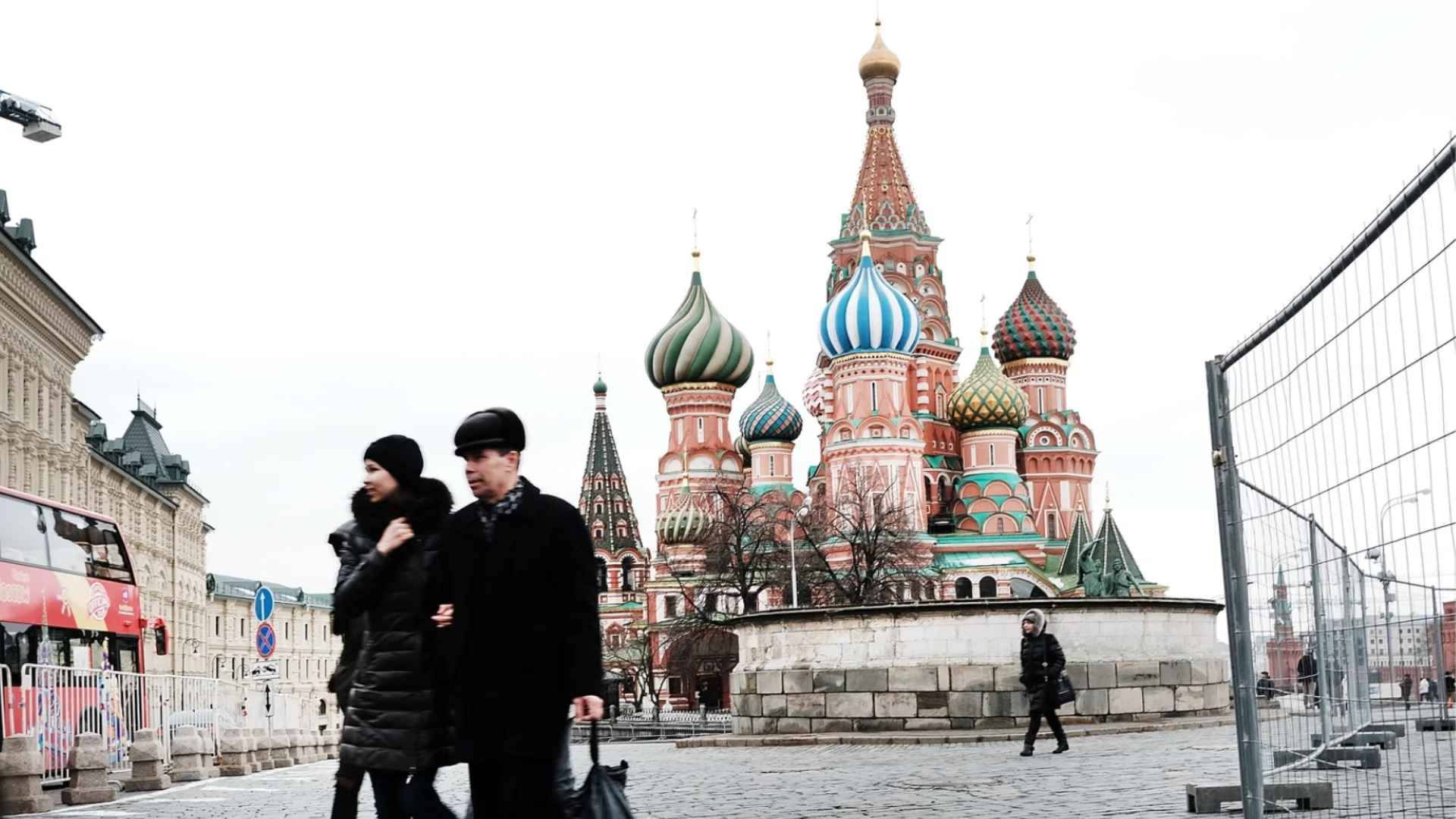 Защо Москва изведнъж взе да подкрепя войната на Путин