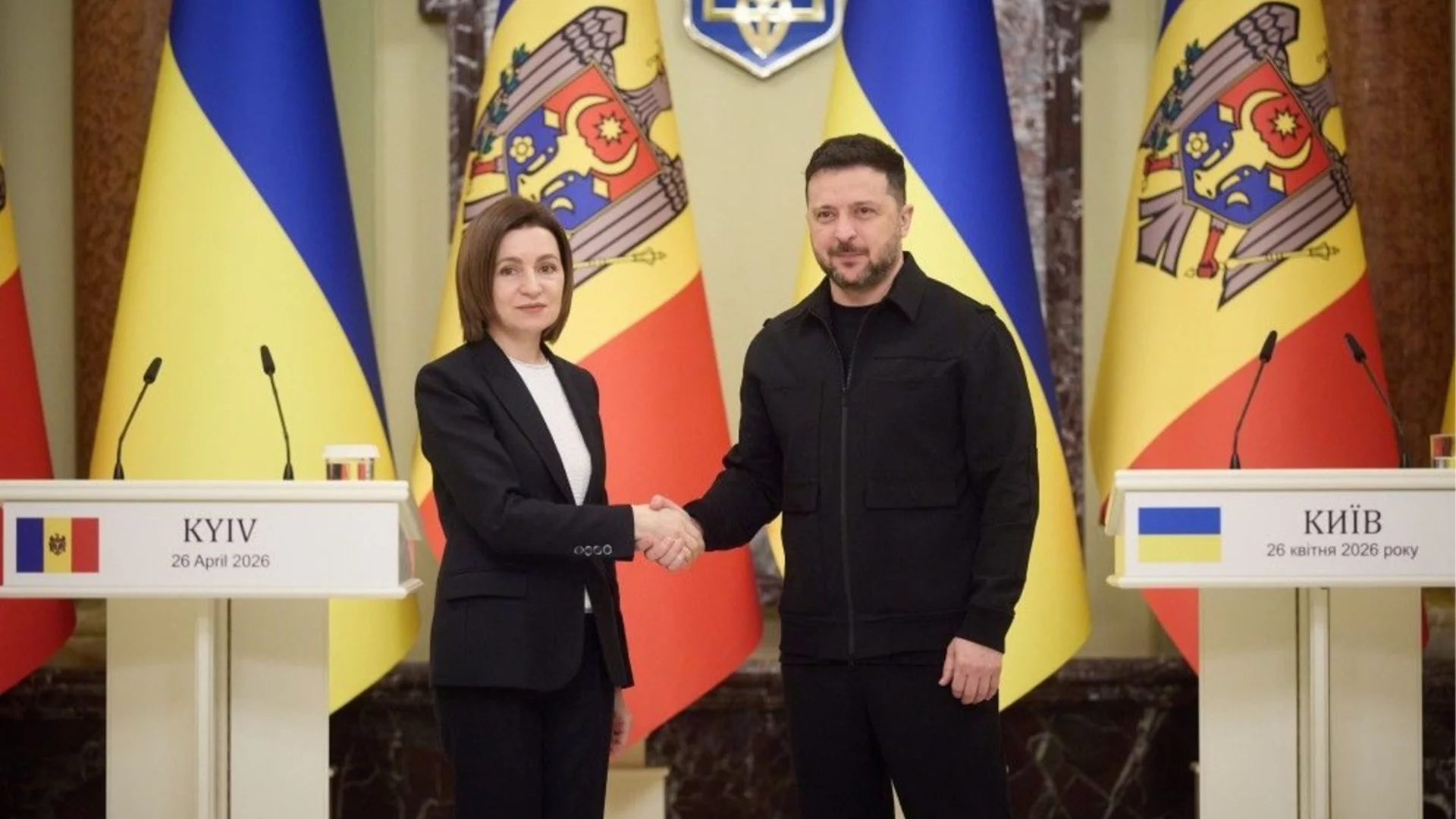Зеленски отбеляза независимостта на Молдова и получи най-високото държавно отличие, Лукашенко на спешна среща с Путин (ВИДЕО)