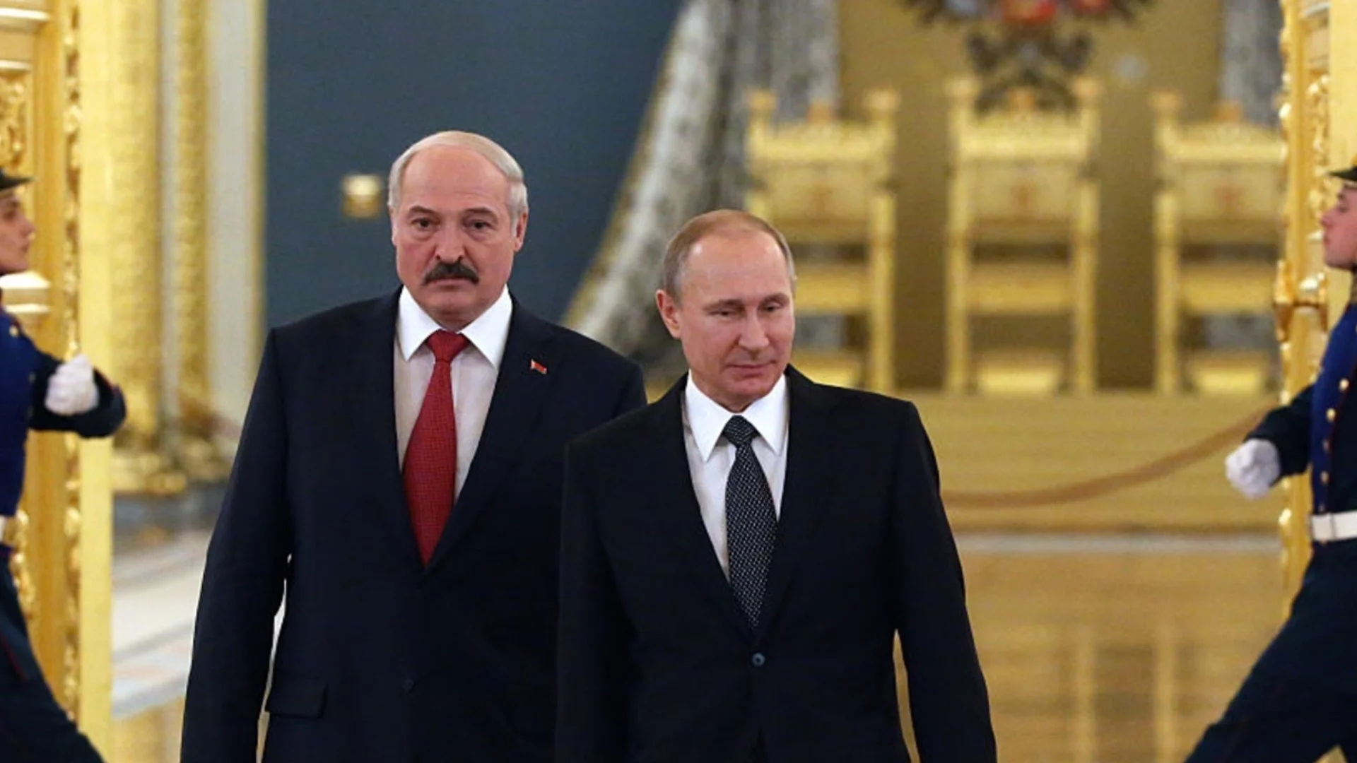 "Владимир Оземпикович": Путин и Лукашенко вдъхновени от инжекциите за отслабване, в Русия ги ползват и при кравите (ВИДЕО)