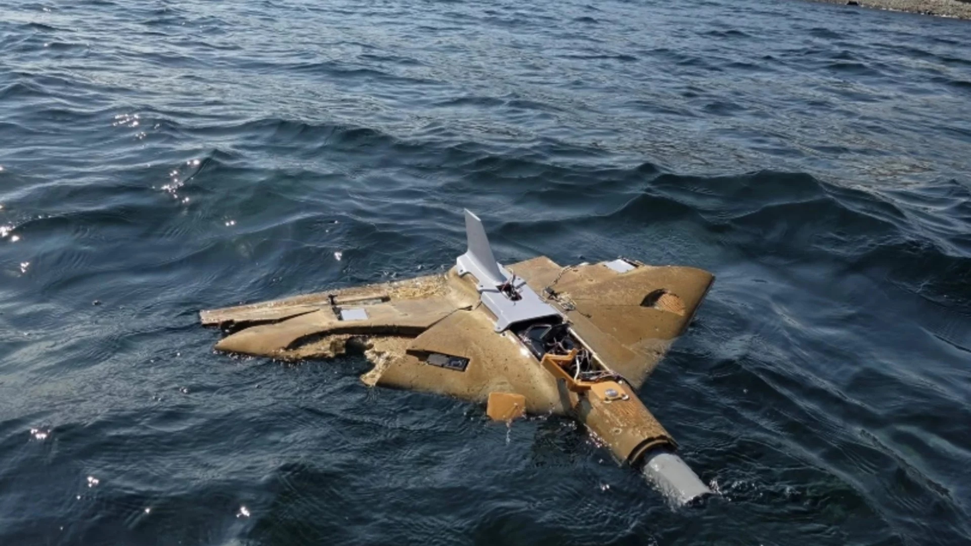 Опасна находка в морето: Каякари попаднаха на боен дрон с експлозив край Созопол (СНИМКИ)