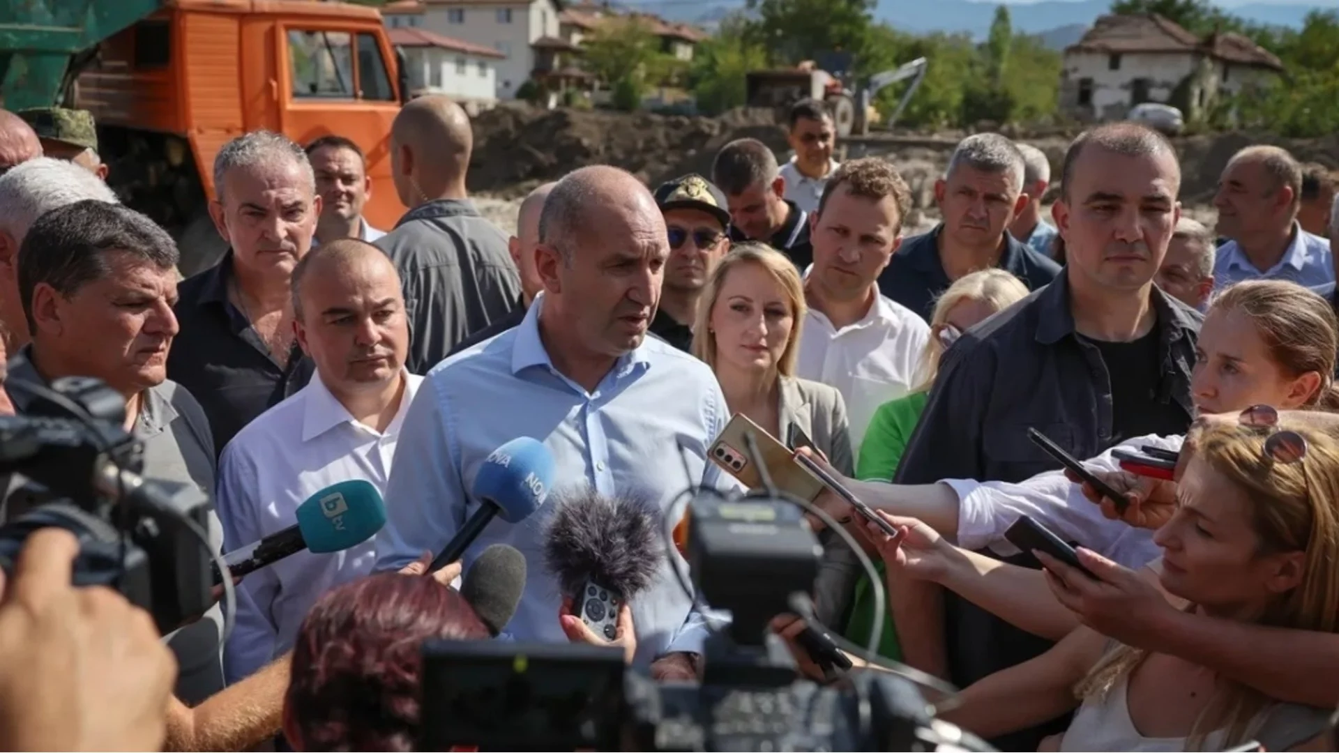 "Видяхме премиера с бялата риза, но нещата тръгнаха накриво": Николай Денков за напрежението в Струмяни