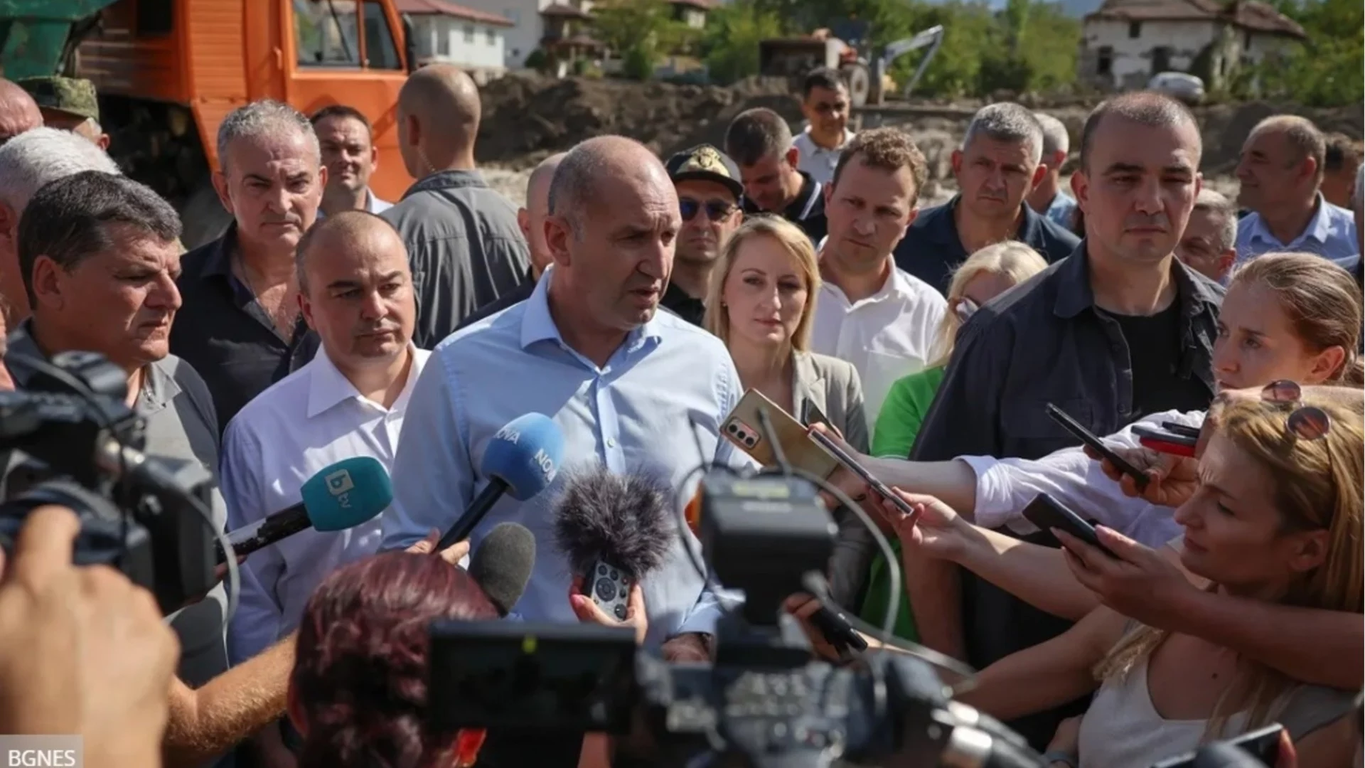 "Видяхме премиера с бялата риза, но нещата тръгнаха накриво": Николай Денков за напрежението в Струмяни
