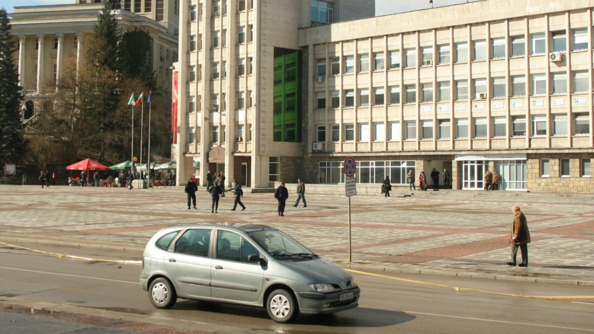 Заплахи и чупене на имущество в Габрово след репортаж по телевизията