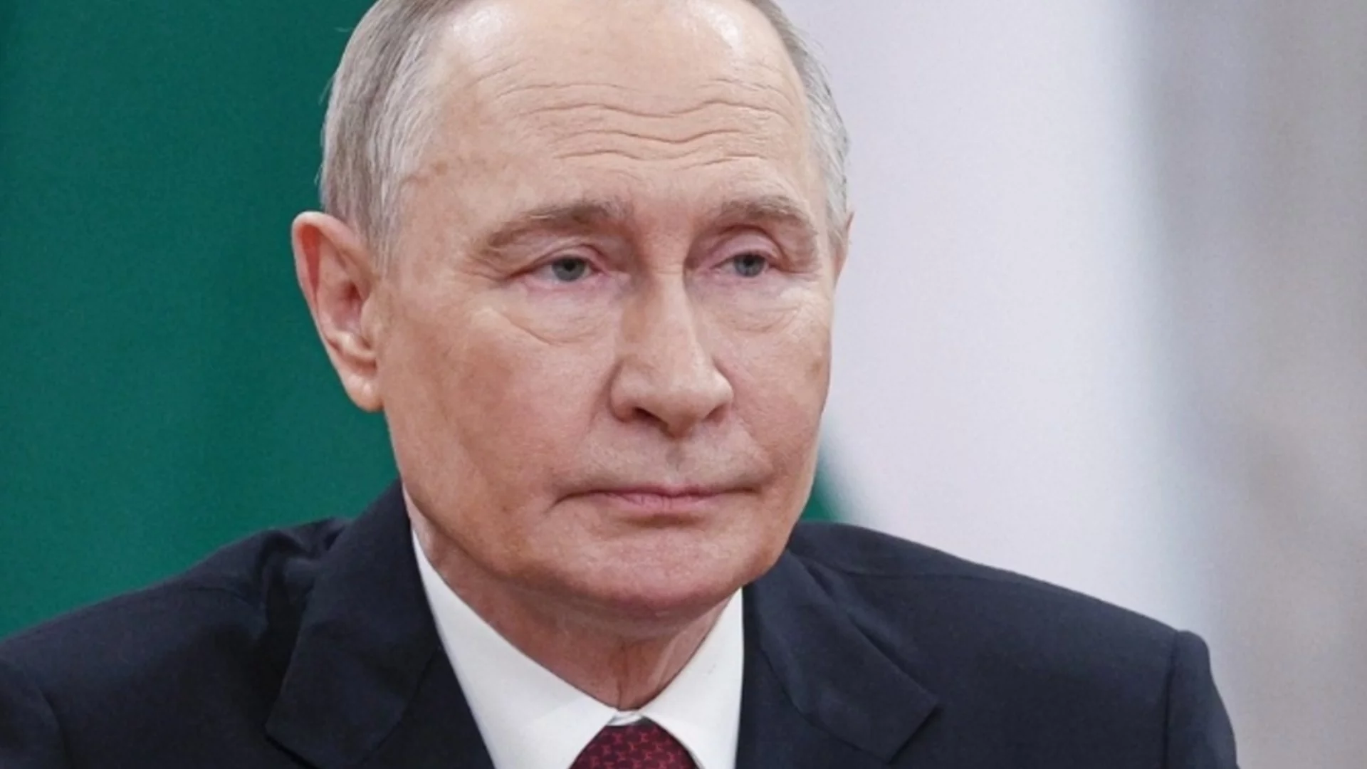 Удар по шпионите на Путин: Защо Москва я заболя толкова от закриването на най-голямото й консулство в света