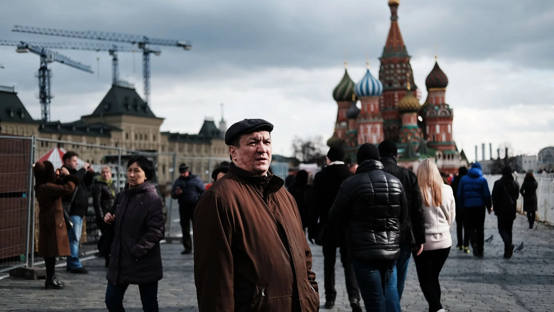 Руснаците поемат още повече на гърбовете си войната на Путин: Числата от Москва (ОБЗОР - ВИДЕО)