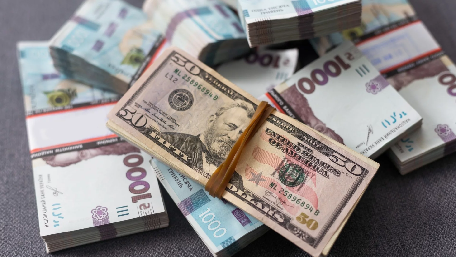 Мистерия с платежния баланс на Русия: Къде изчезнаха 12 милиарда долара?