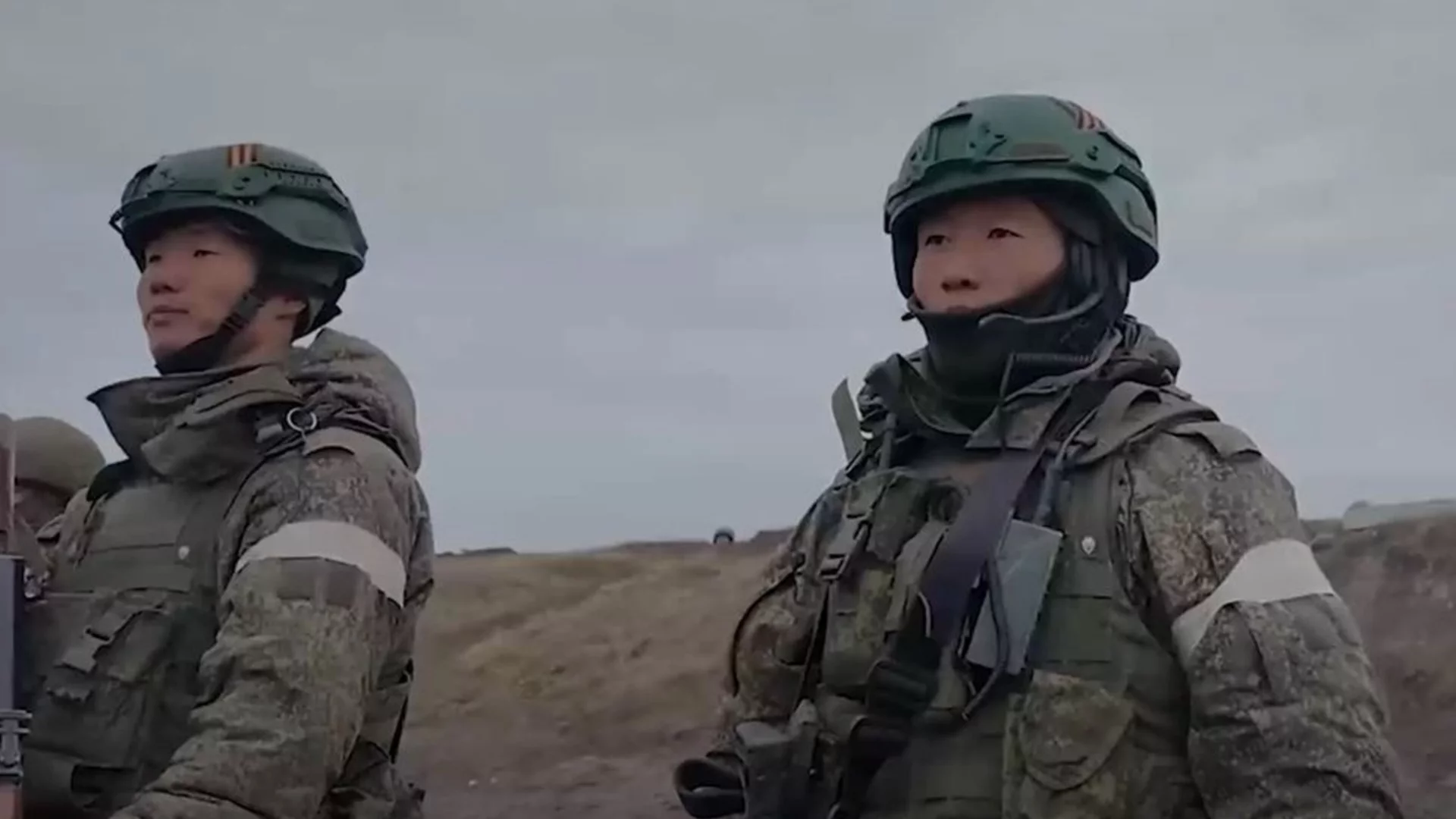 Украйна унищожи рядка ракетна система от Северна Корея, излъгани от Русия колумбийци се предават при щурм (ВИДЕО)