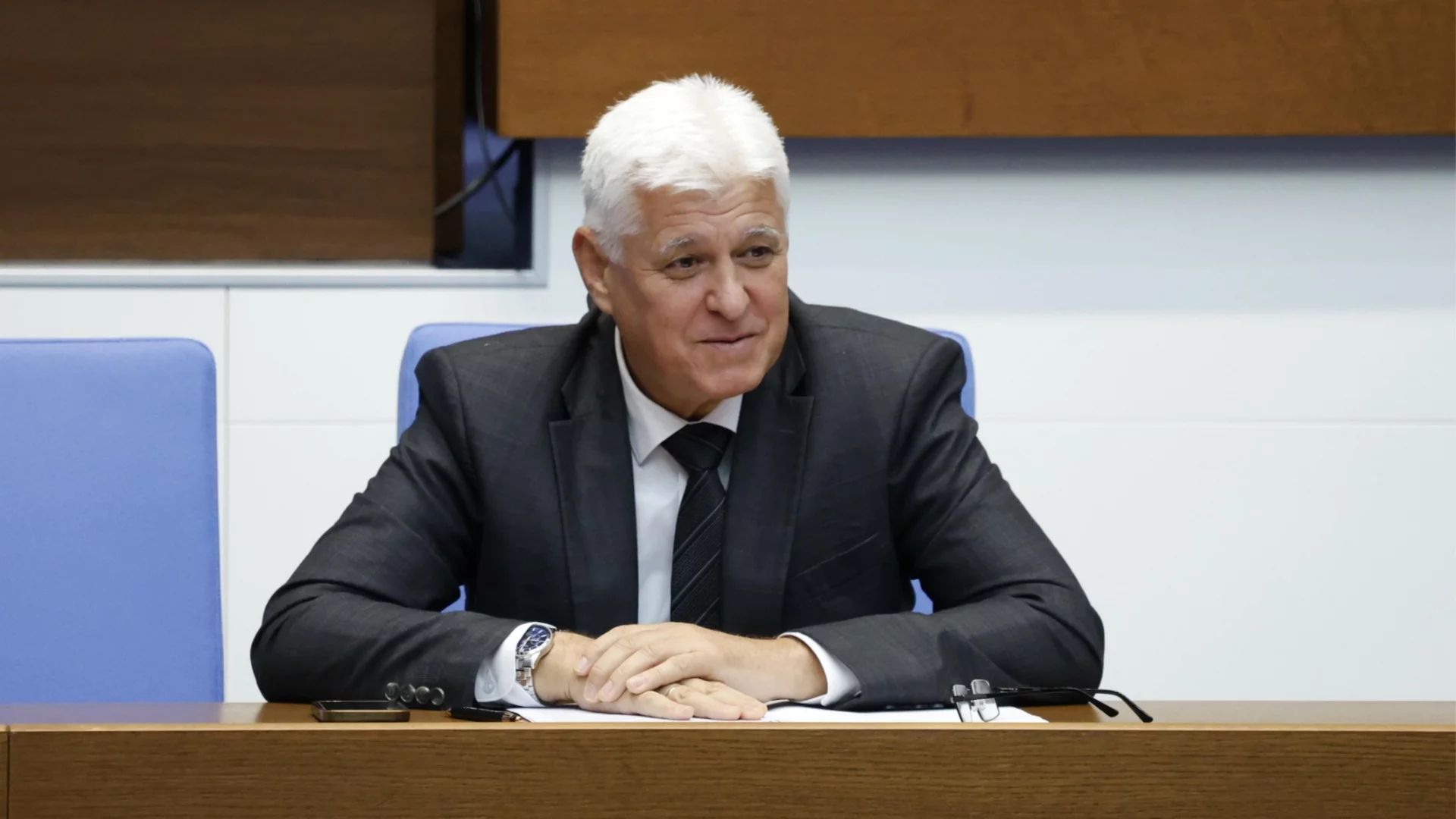 Военният министър: Ще подкрепим Италия за създаване на център за борба с хибридните атаки