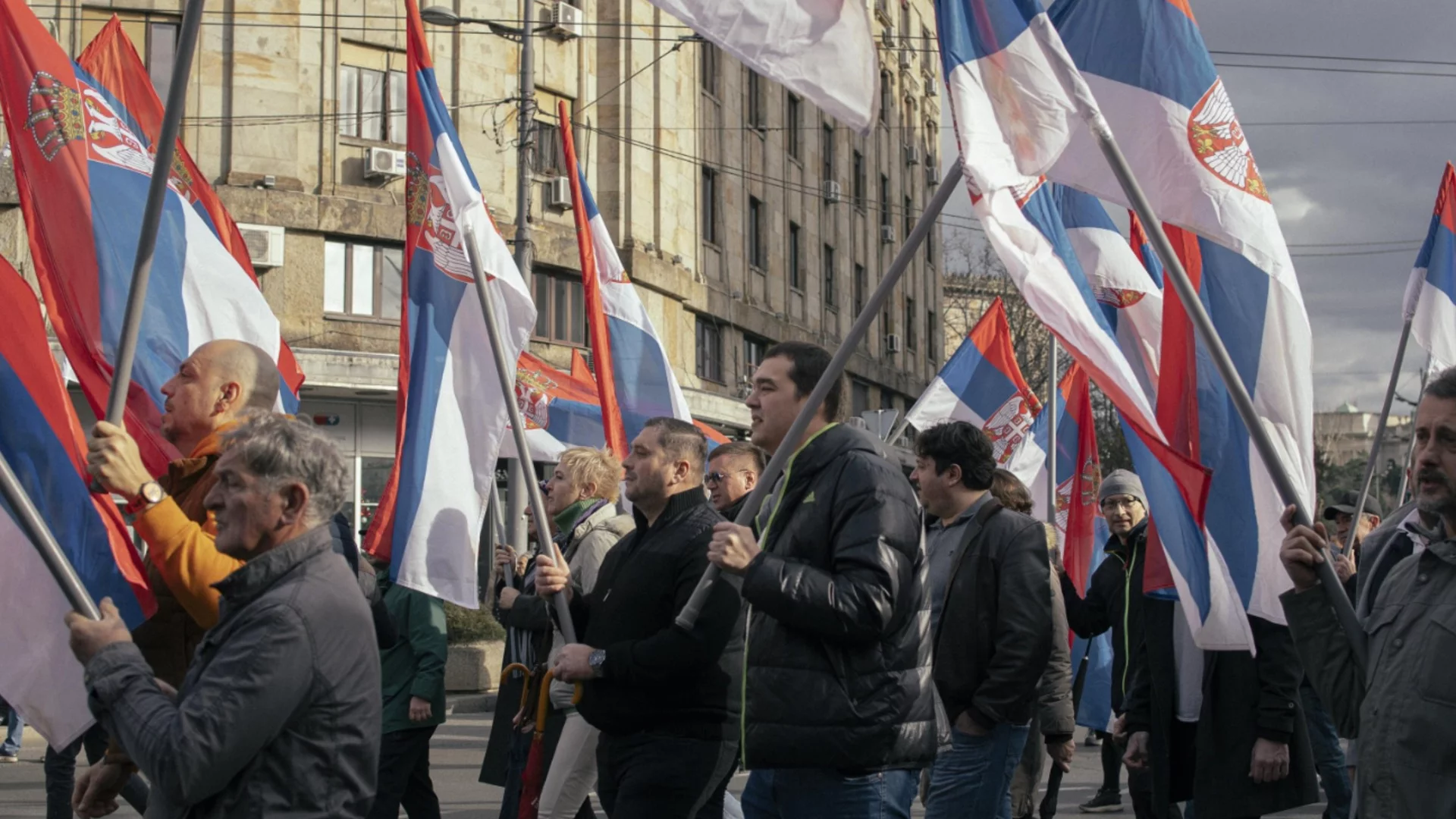 Спънки пред сръбските студенти: Ще успеят ли да се регистрират за изборите?