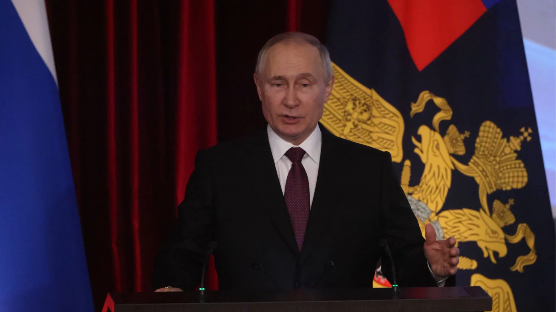 Украинското разузнаване: Около Путин вече има два лагера - за война и мир (ВИДЕО)