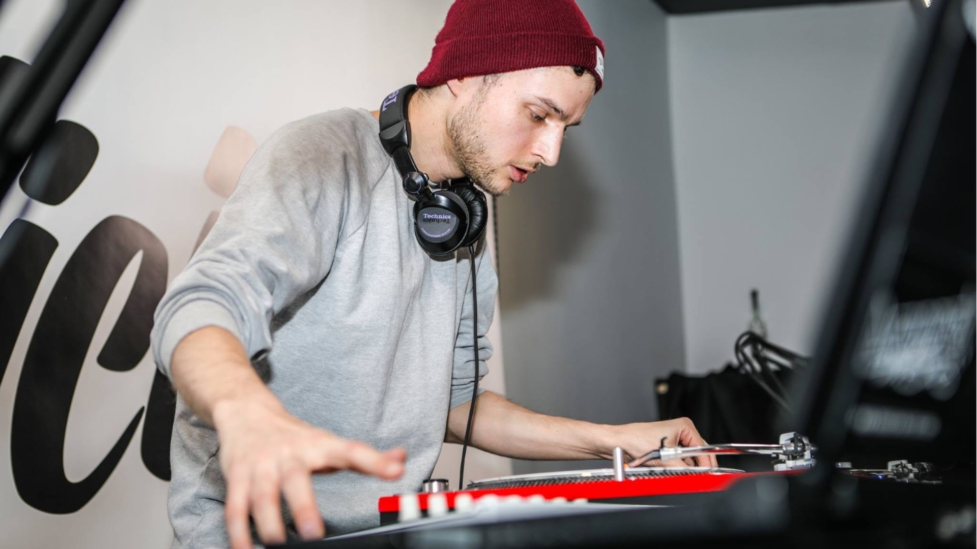 6-кратният световен шампион DJ RAFIK идва в София за DMC Bulgaria DJ Championship 2026