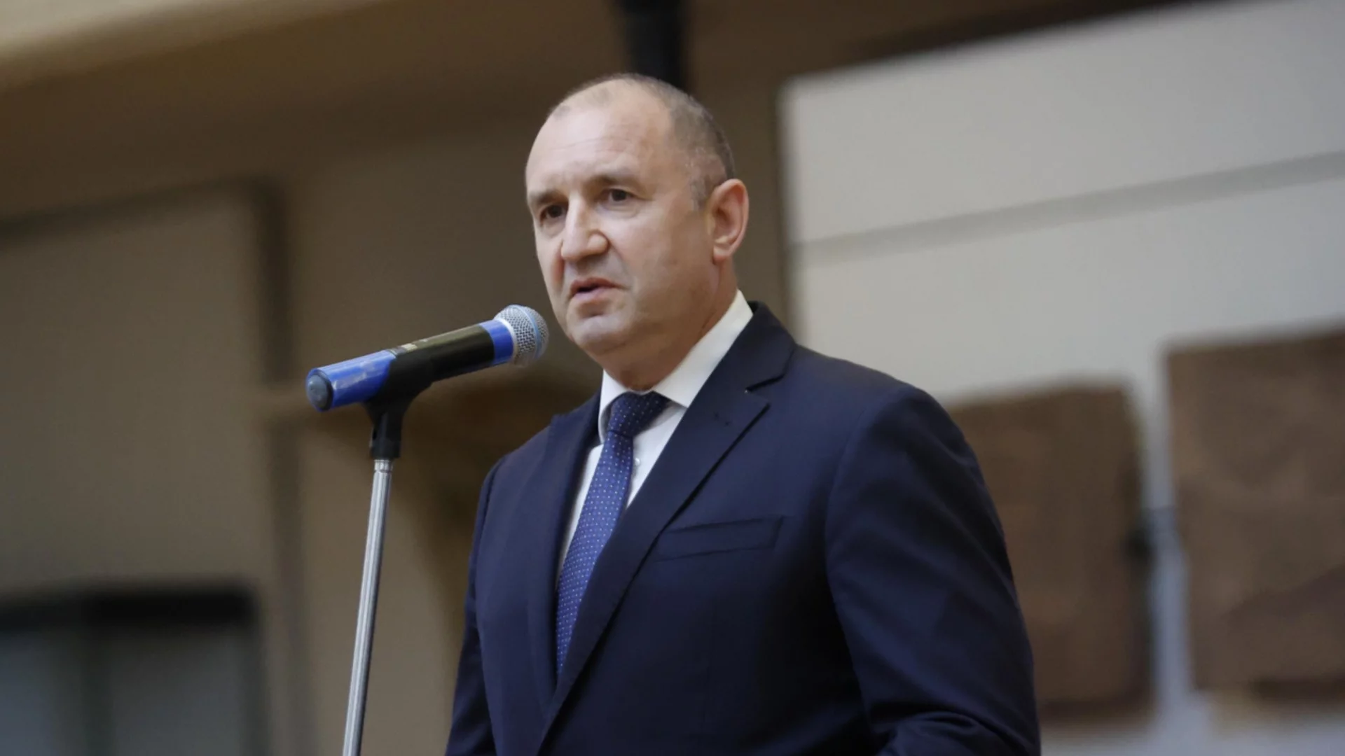 Реформа в образованието: Радев заговори за нулев клас за тези, които не знаят български език (ВИДЕО)