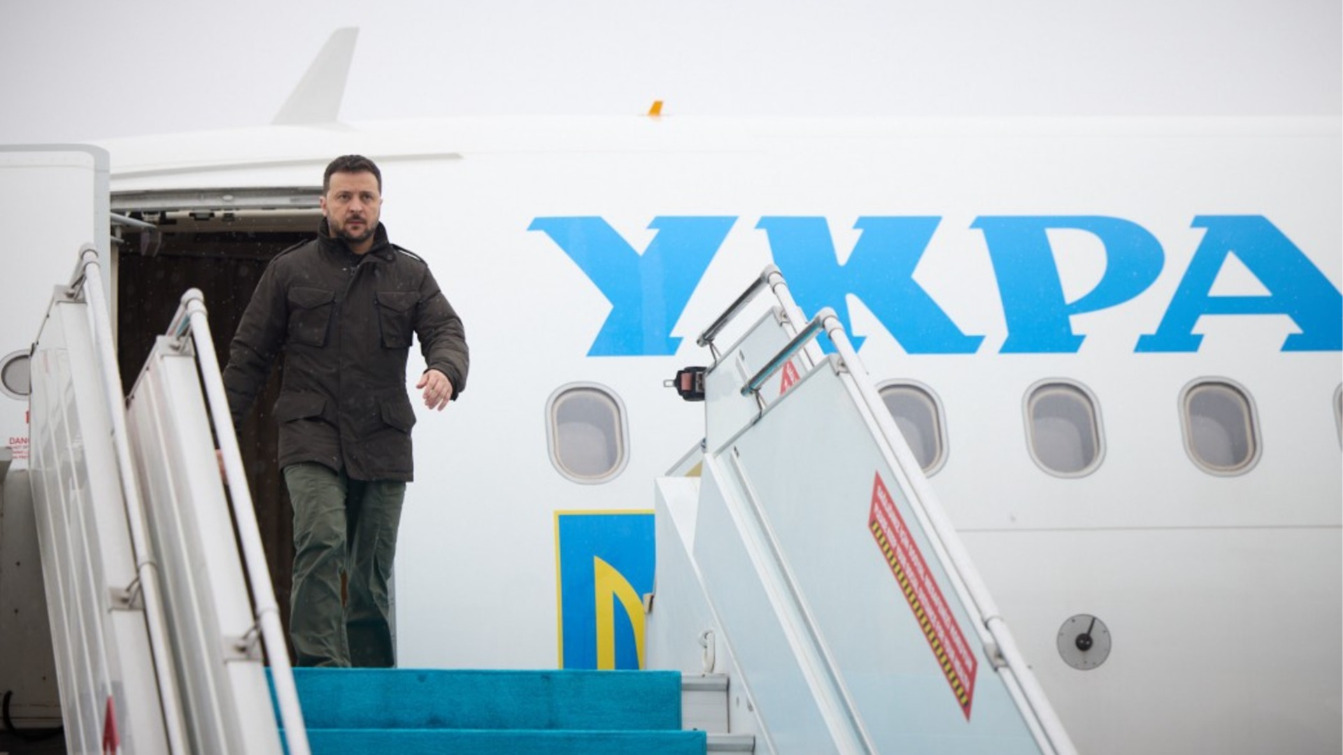 Зеленски разкри: Русия изпрати два пъти дронове край моя самолет в Молдова (ВИДЕО)