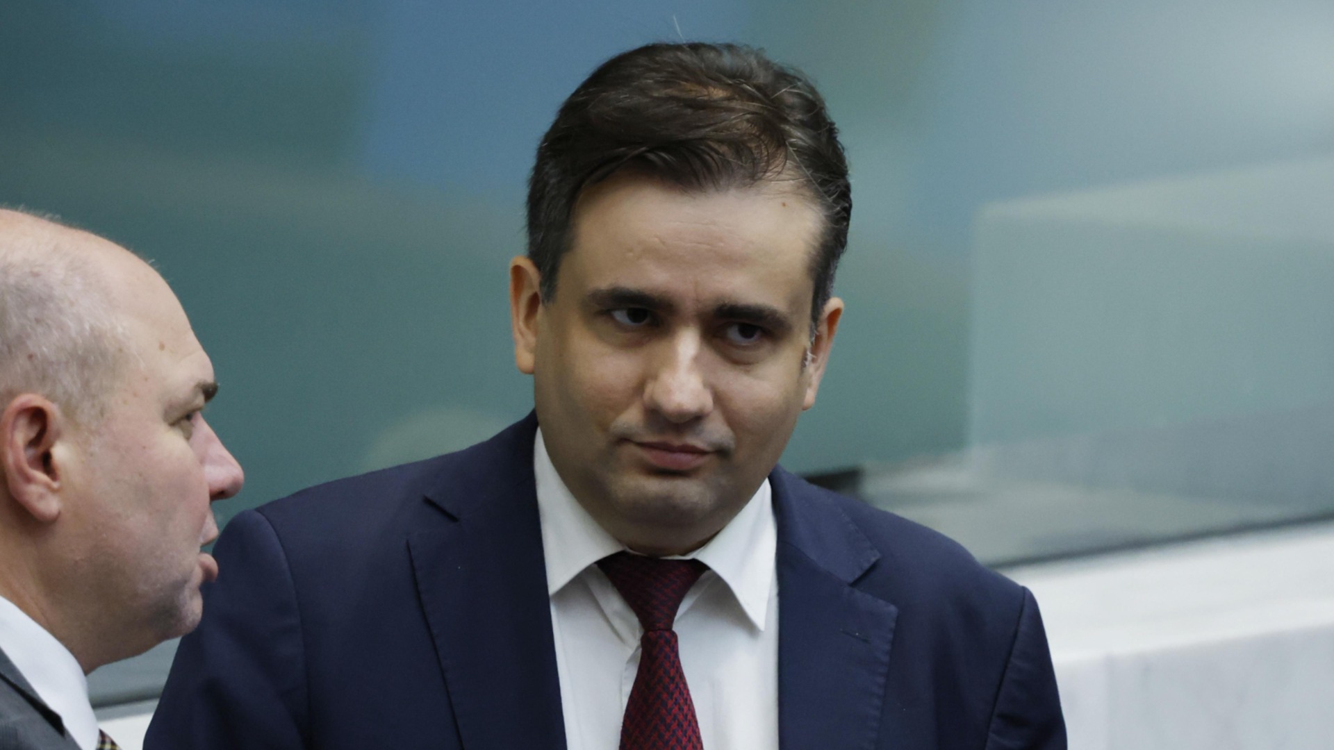 Предложение: ДБ иска ДАНС да разследва сламените хора около империята на Ковачки (ВИДЕО)