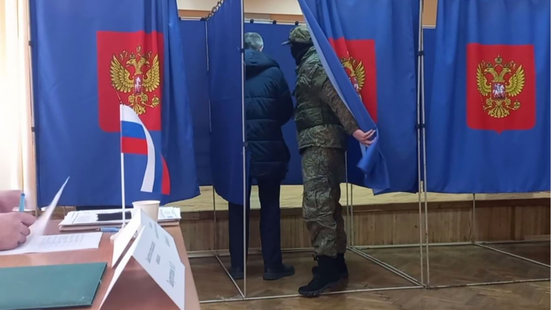 Изборите в Русия: Първите секции вече отвориха врати