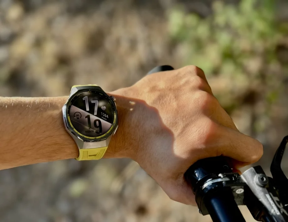 HUAWEI Watch GT7 Pro впечатлява с издръжливост, точност и надеждност