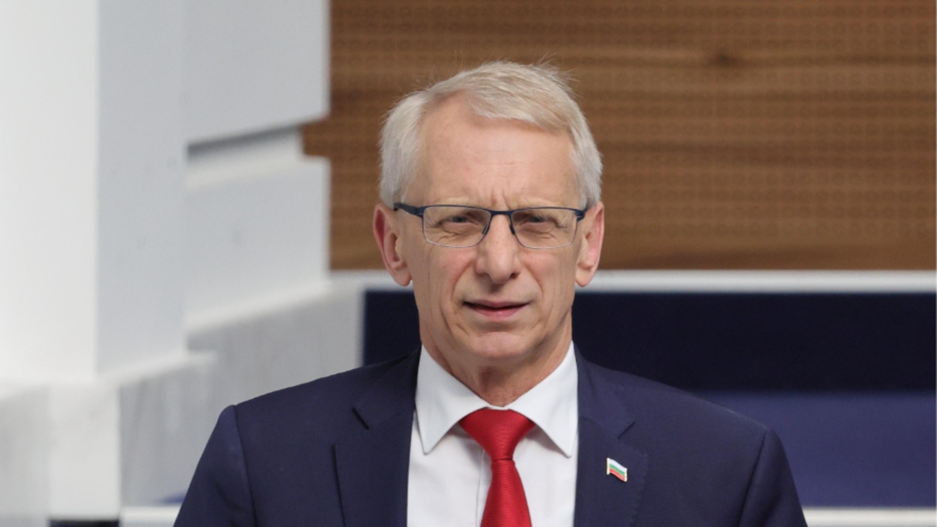 Николай Денков: Олигархията не е преборена
