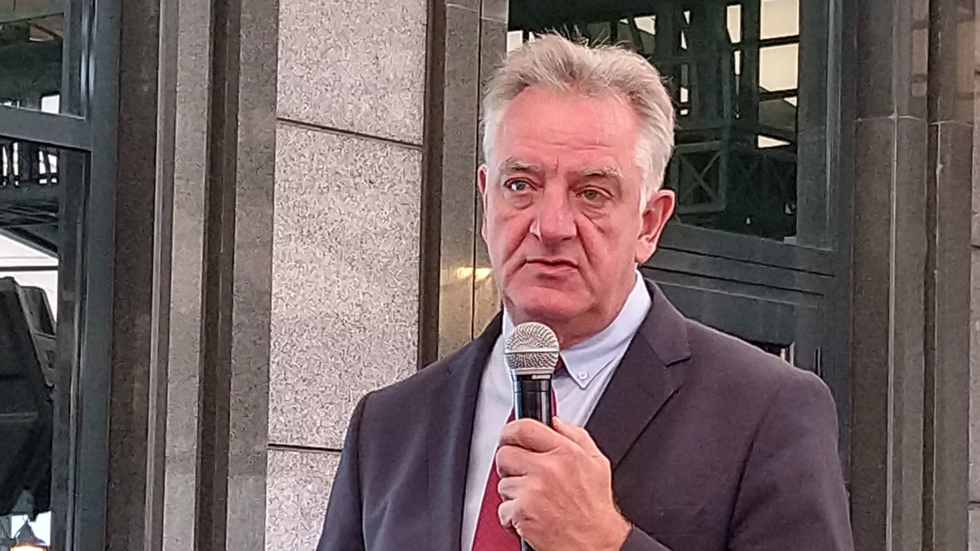Експерт: Проблемът не е само колко струват горивата, а дали ги има