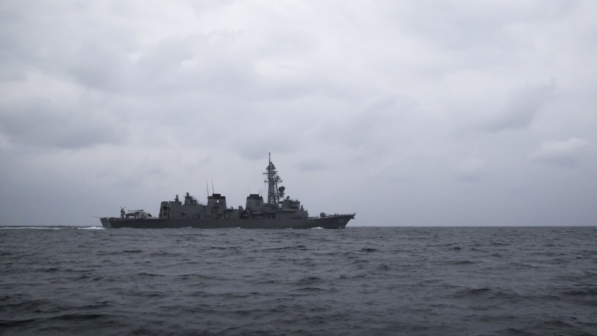 Ден на траур в Казахстан след трагедията в Каспийско море с 12 загинали военни