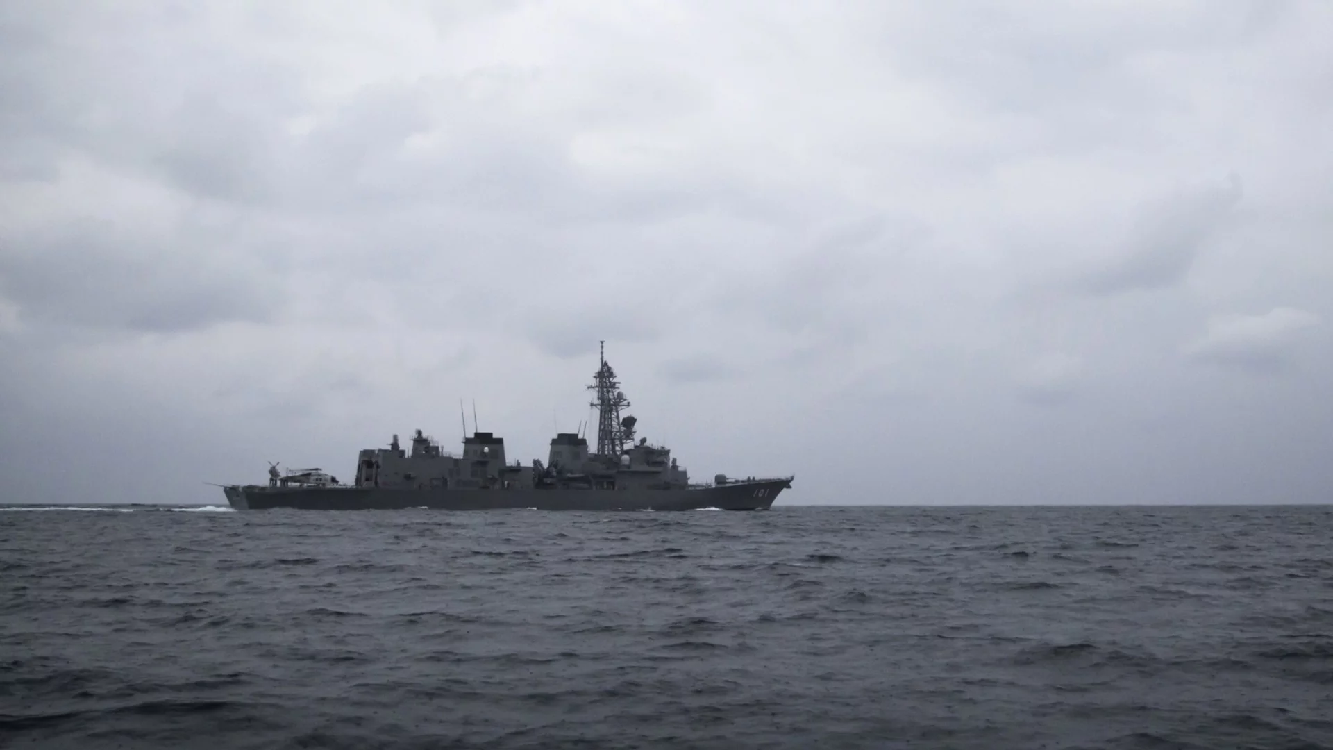 Ден на траур в Казахстан след трагедията в Каспийско море с 12 загинали военни
