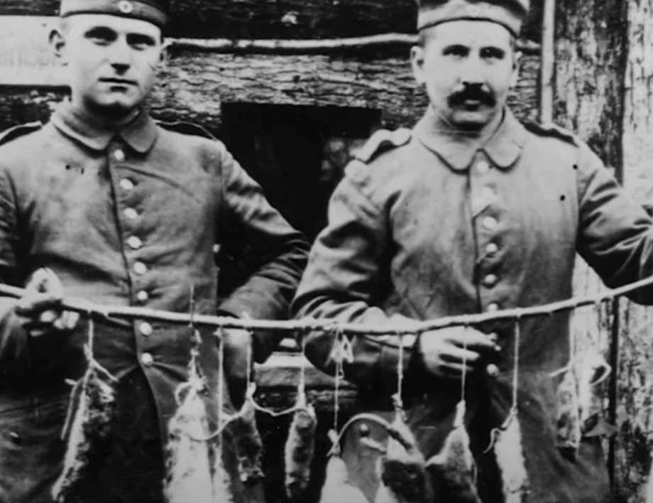 28 септември: Избухва Драмското въстание. Размириците в София по време на Войнишкото въстание