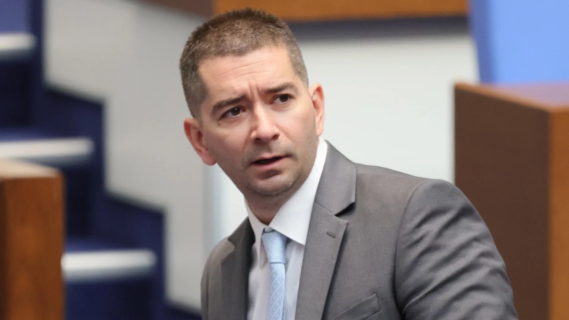 Илиян Василев разнищи Слави Василев заради износа на горива: Не е добра идея да парадираш с богатство и власт