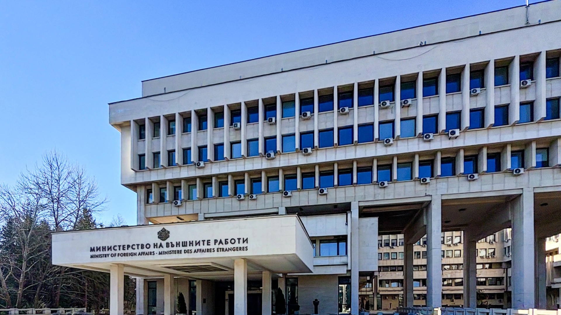 Важен срок за гласуването на българите в чужбина. Къде са подадени най-много заявления