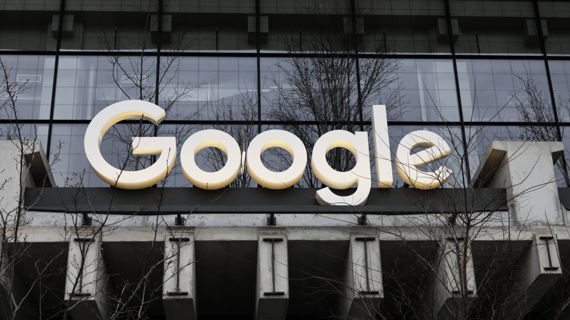 Google да пълни бюджета на ЕС: Предложение от Франция