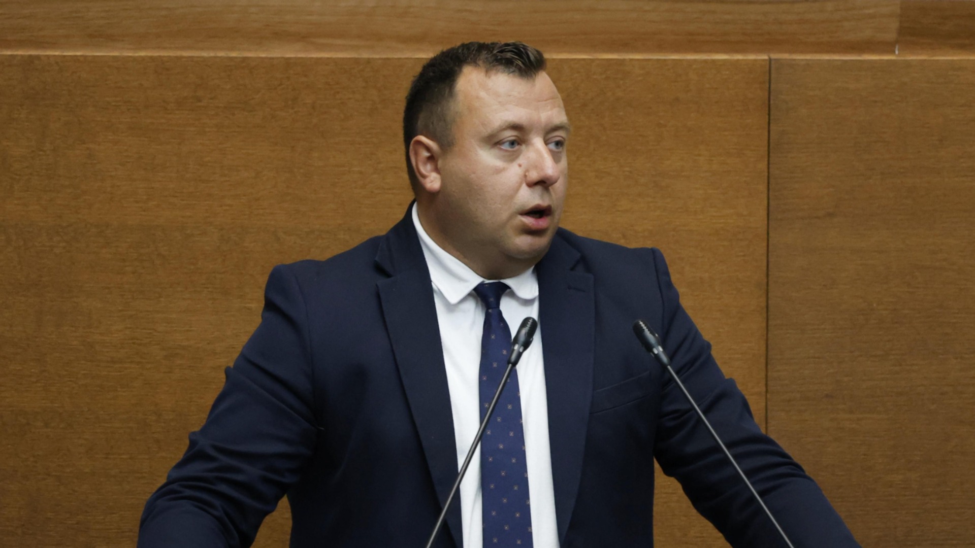 "Връщаме се в отдавна отминали времена": "Възраждане" с критика към Радев след убийството на Филипов