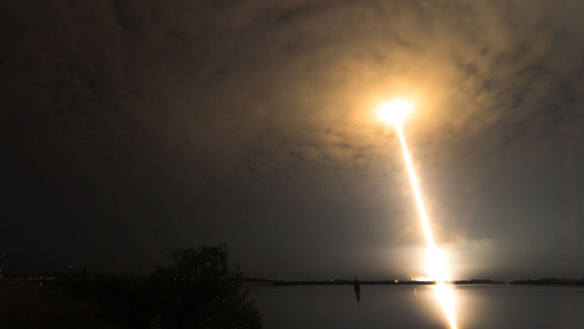 Христо Грозев за съюза Китай - Русия: План срещу Starlink, но не и заедно за ядреното оръжие (ВИДЕО)