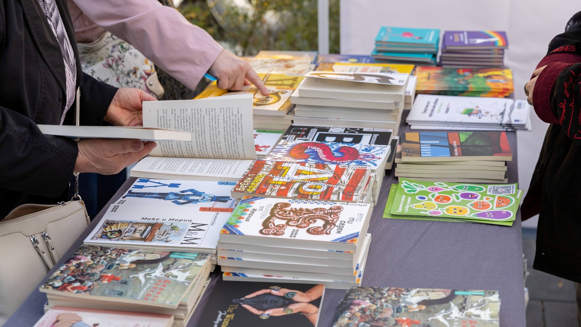 Над 6 тона пластмаса и над 5000 раздадени книги в „Книги за смет“ през 2026 г.