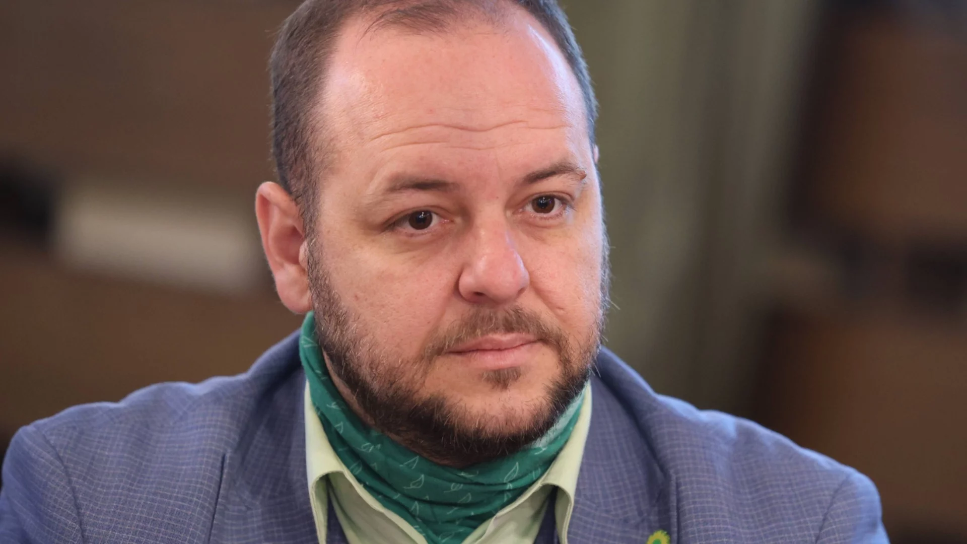 След обвиненията по случая "Петрохан": Борислав Сандов си търси допълнителна работа