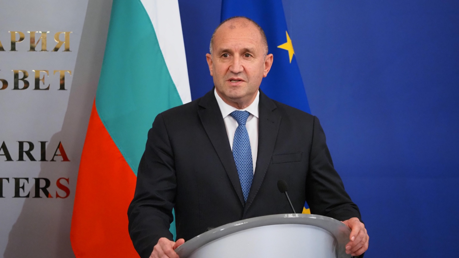 Дългът, който Радев натрупа за България дотук: По 1 млн. евро на час