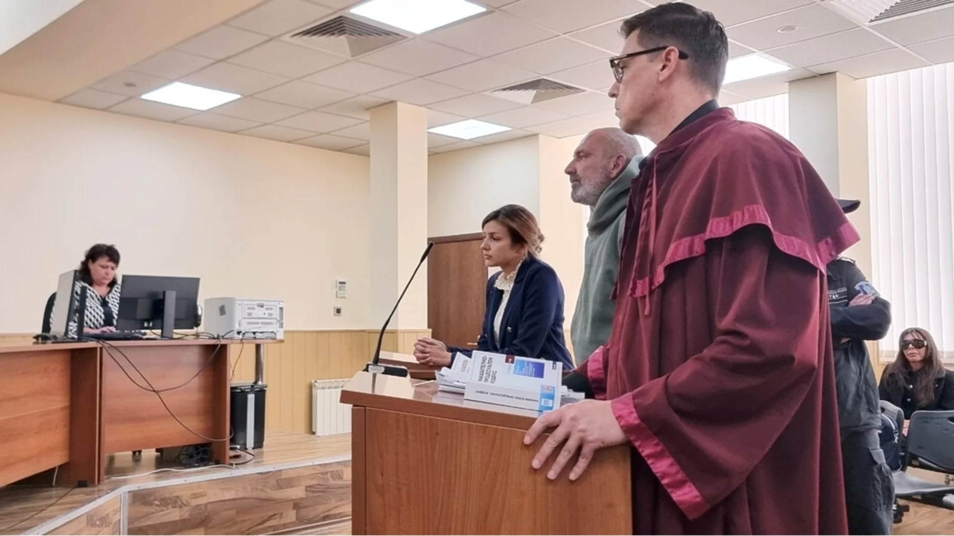 Съдът остави Славчо Мегеров в ареста, основната версия за убийството е "черно тото"