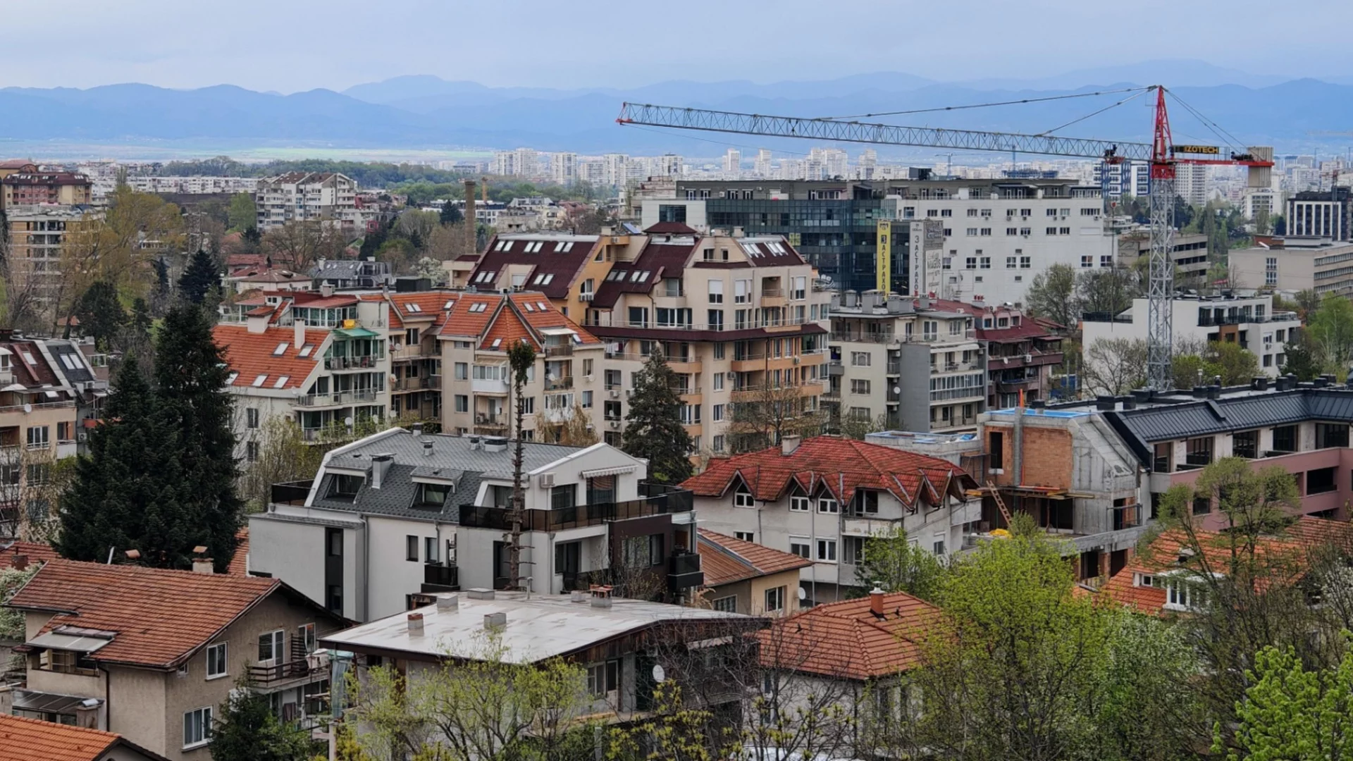 България продължава да е лидер в Европа по поскъпване на жилищата