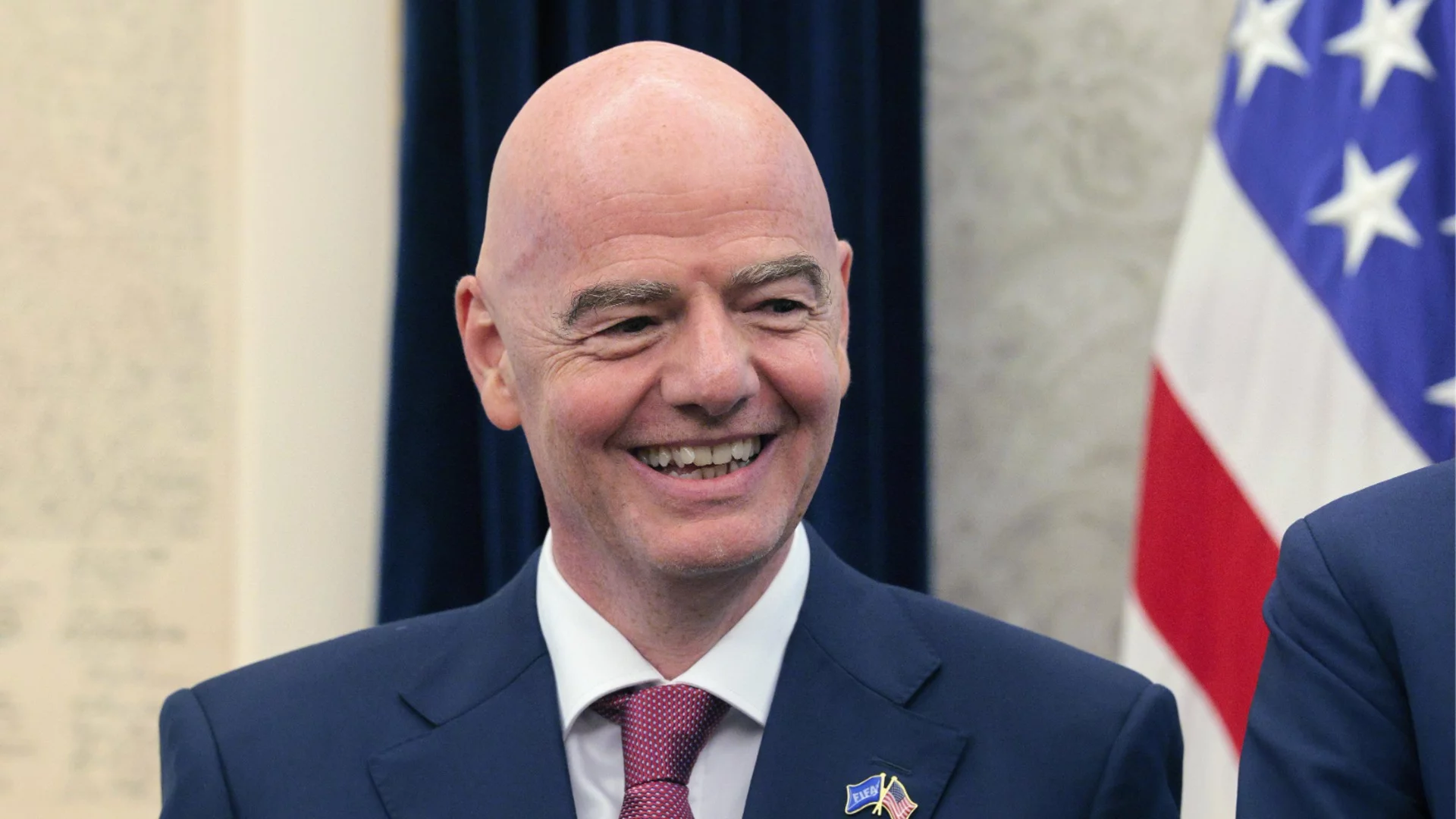 Нов скандал разтърси ФИФА и Инфантино: Знаели за нередовен играч, но го пуснали на Мондиала