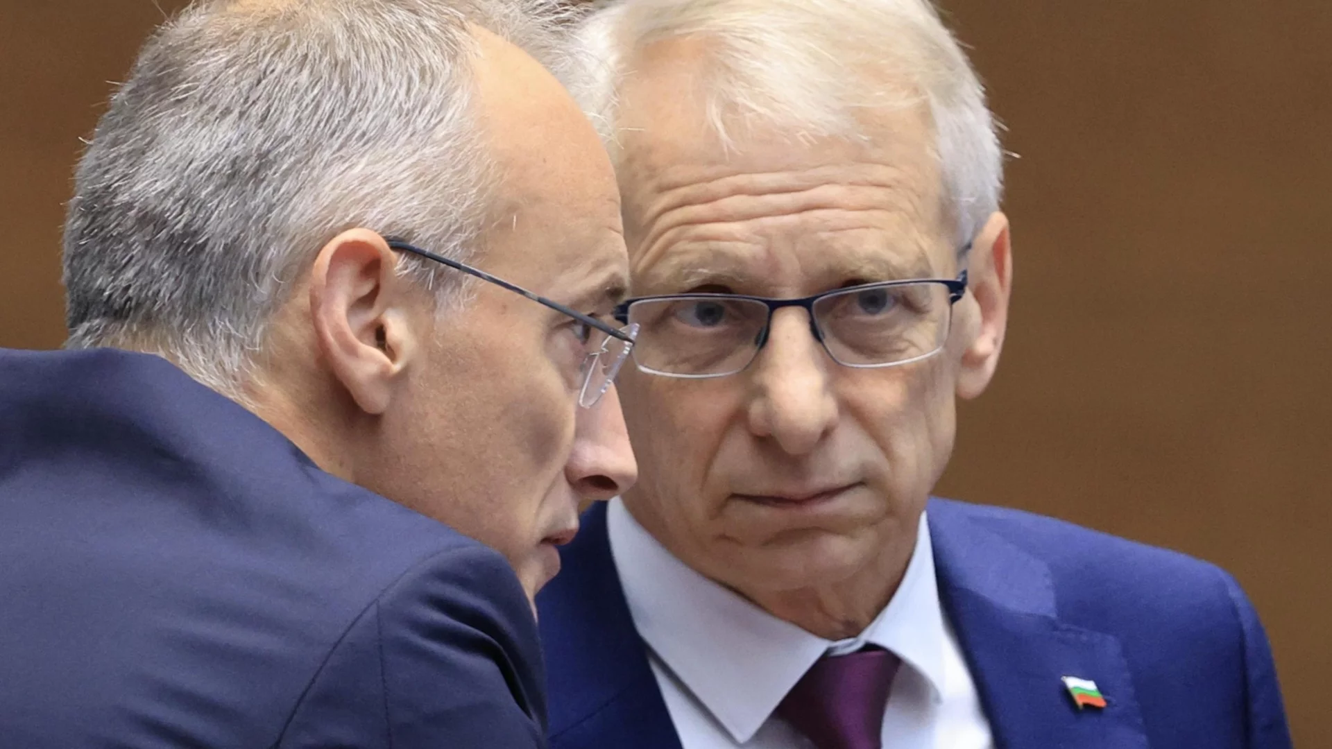 Денков: Няма логика Украйна да стреля по собствените си кораби