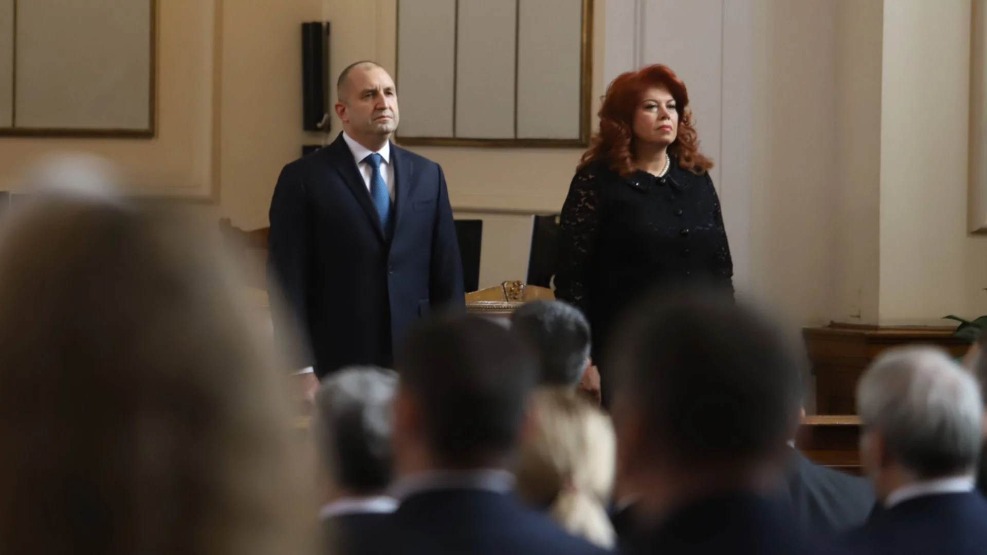 "ПБ отхвърли изслушванията за Петричкия Ескобар и взривените кораби": Опозицията бясна, че мнозинството пази Радев и Йотова