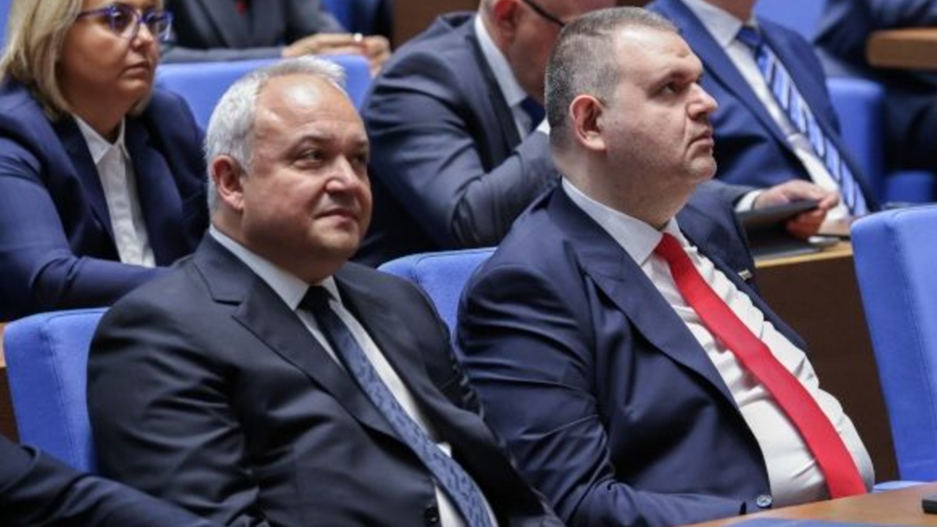 5 млн. евро за полетите на Пеевски: Вътрешният министър посочи връзка с бизнеса с мантинели