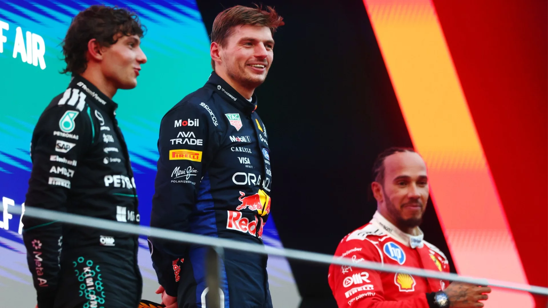 Антонели използва най-добрите качества на Хамилтън и Верстапен, за да се превърне в доминираща сила във Формула 1