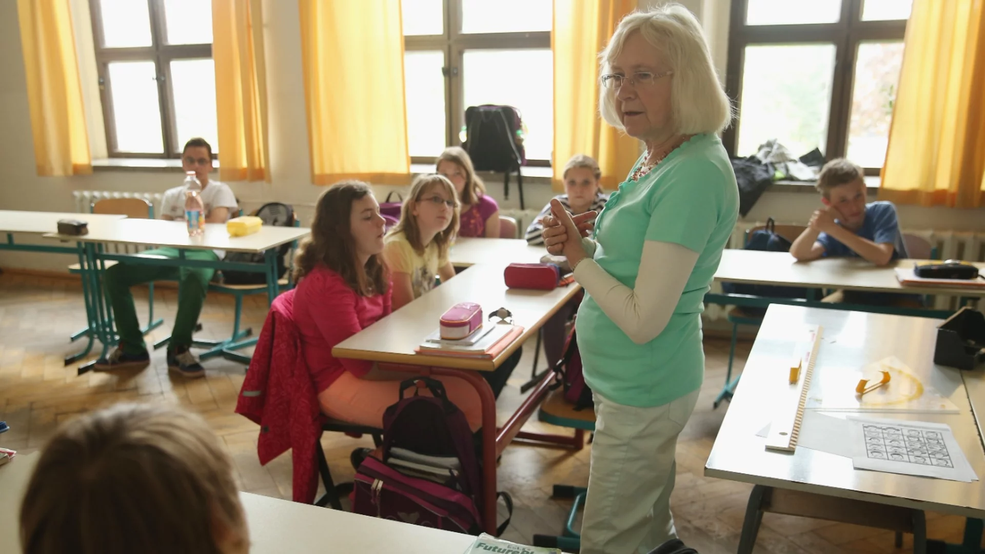 МОН променя модела за оценка на учителите още тази учебна година