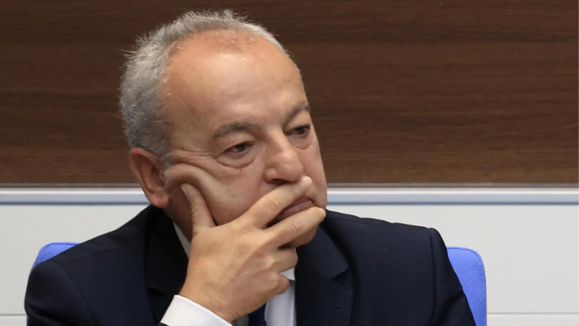 Имало ли е натиск над Сметната палата? Финансовото министерство контрира ГЕРБ