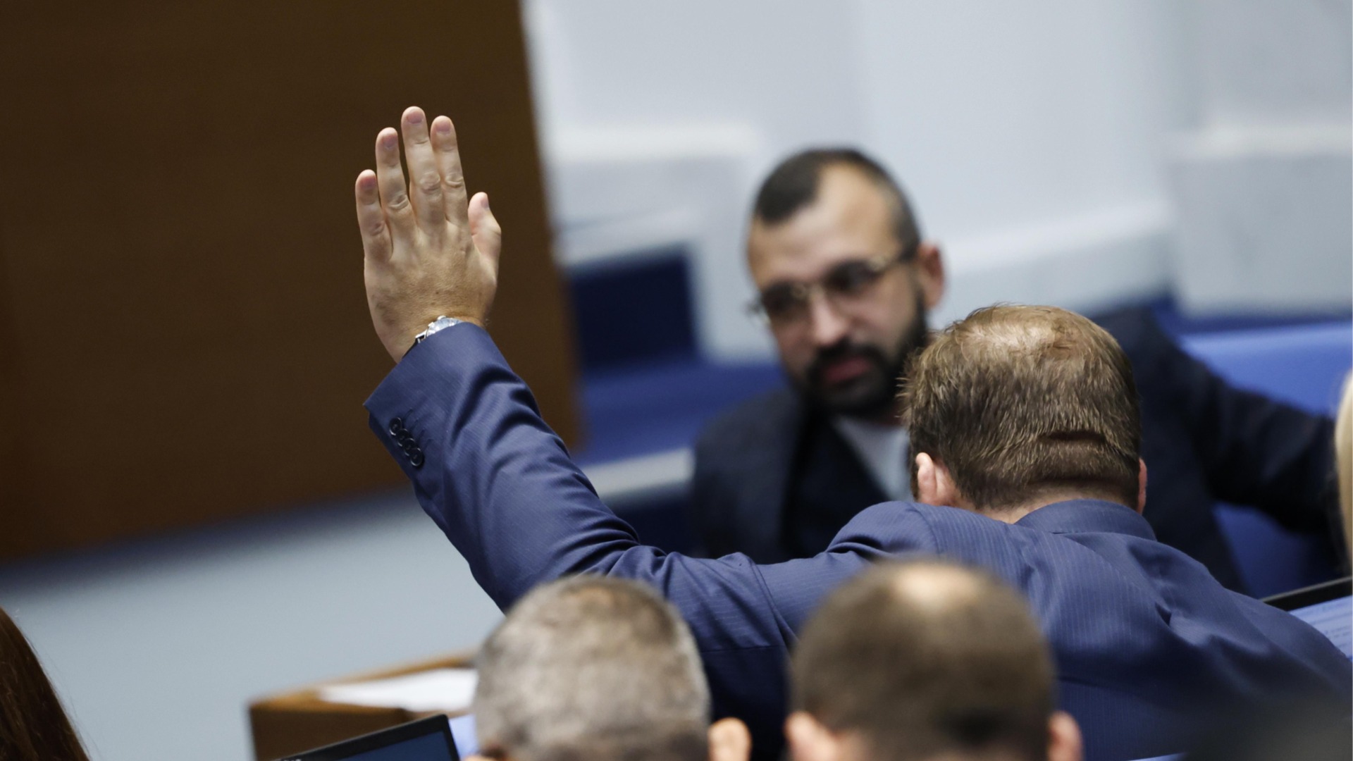 Депутатите излизат във ваканция заради президентските избори