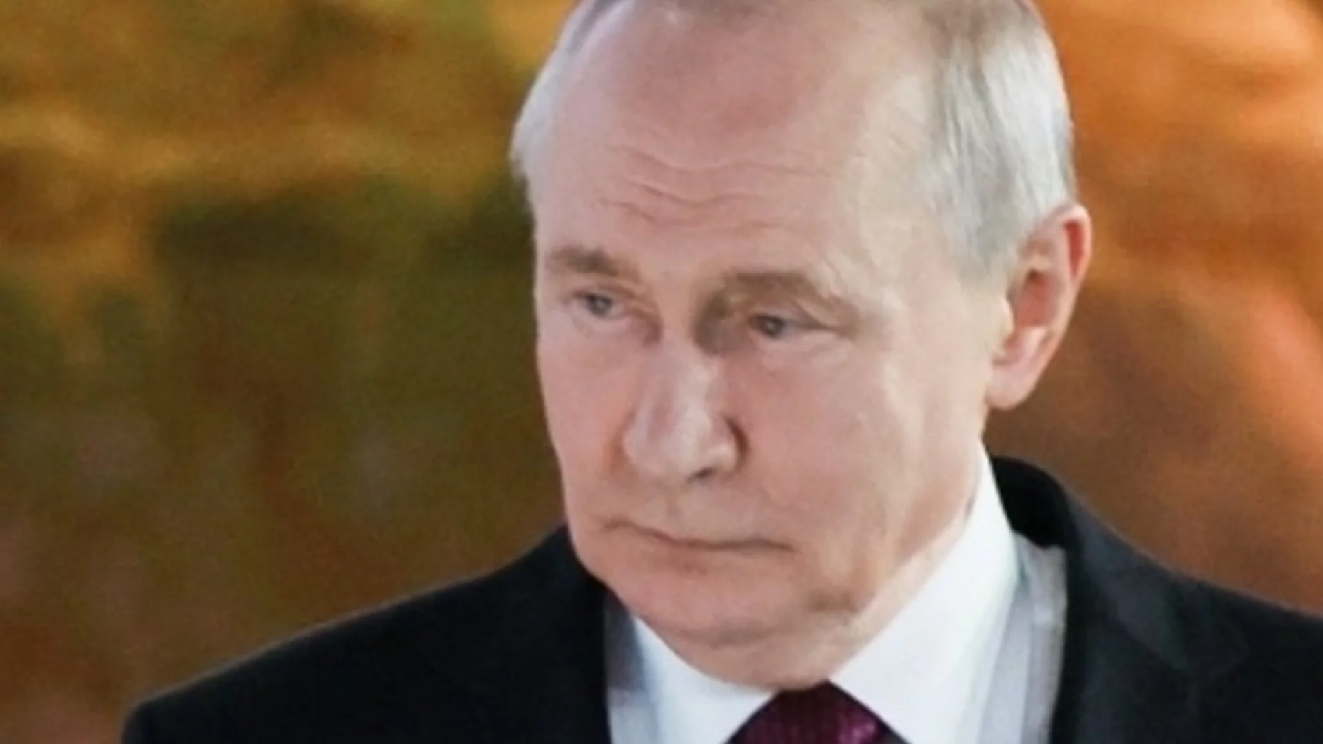 Путин не може да кацне в Москва, руската столица под въздушна блокада