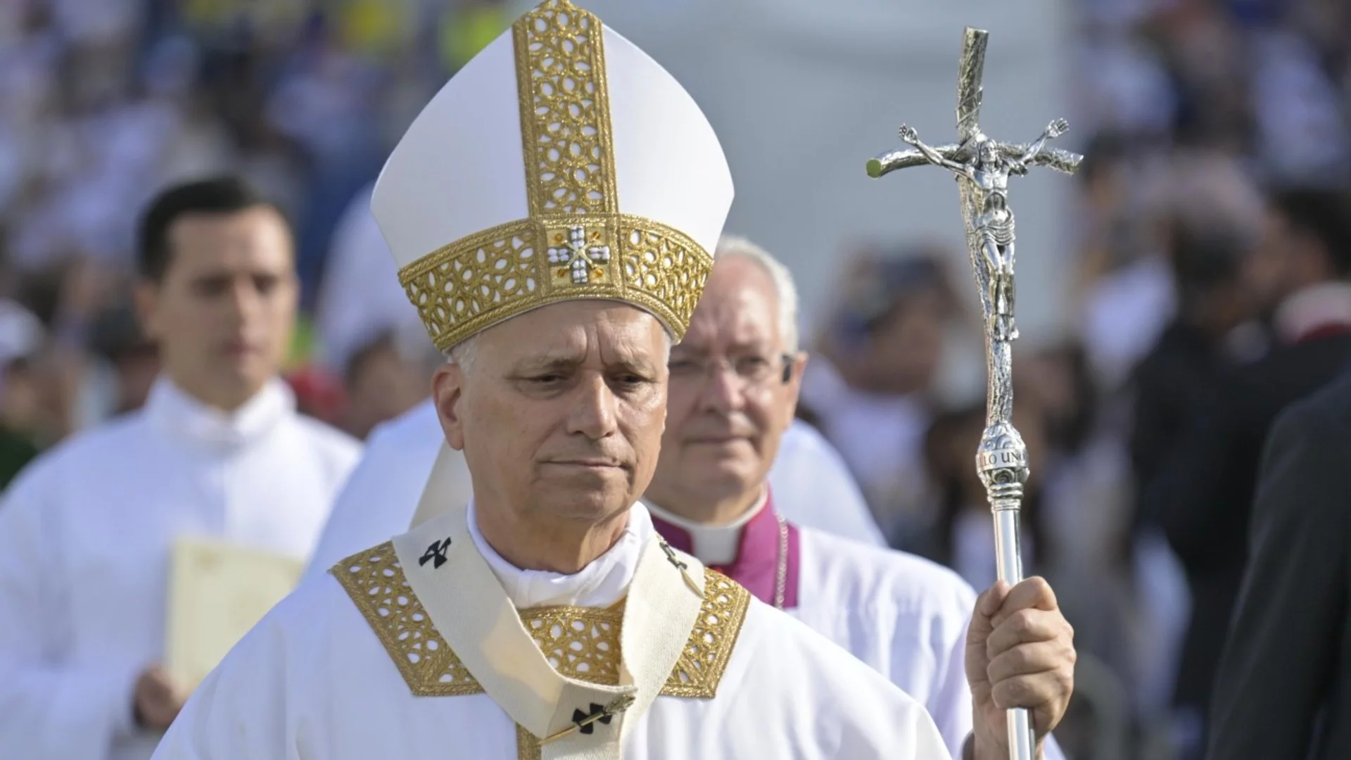 Папа Лъв XIV ще се подложи на операция