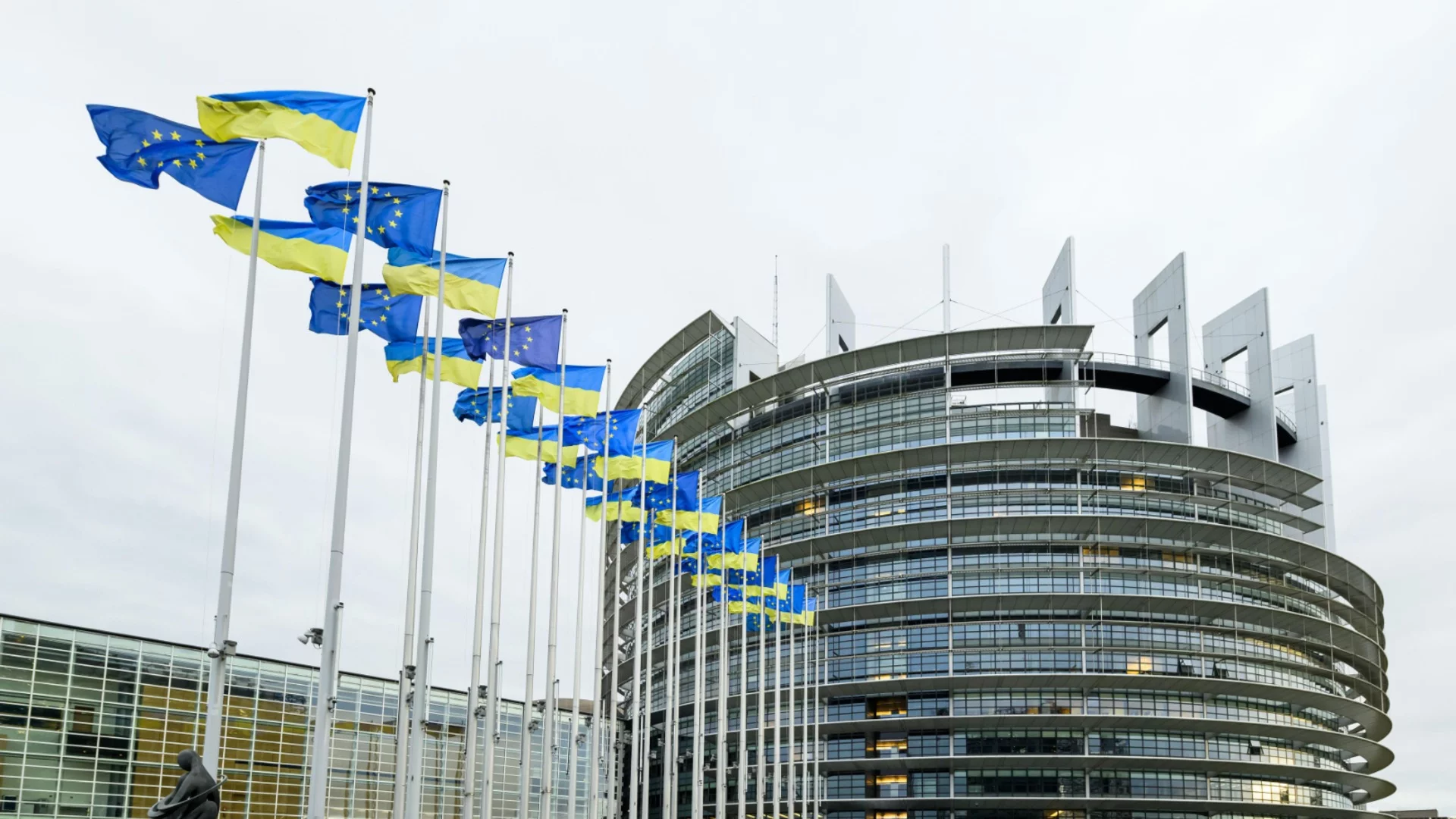 Решено: Страните от ЕС отварят още два преговорни клъстера за Украйна