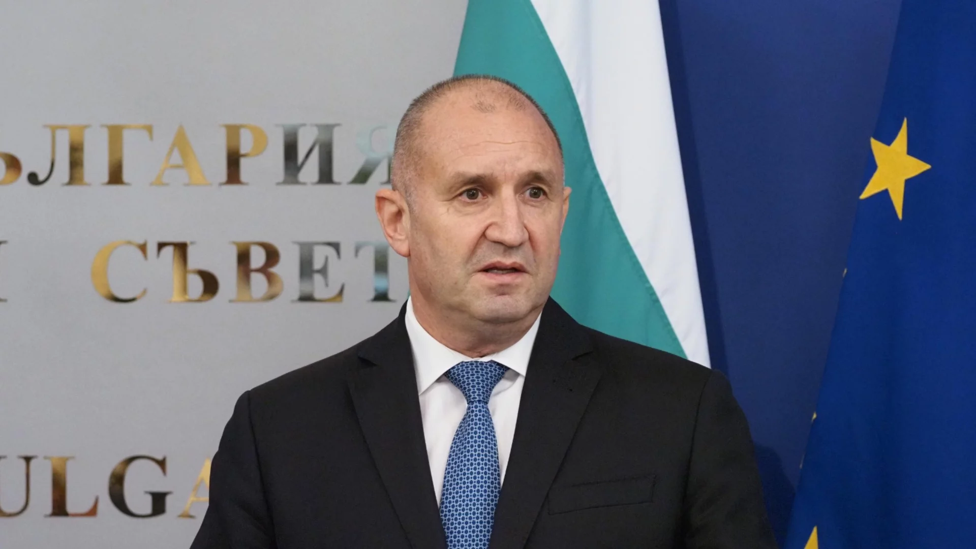 "Викам Митрофанова": Радев съобщи за втори ударен и потънал кораб в Черно море